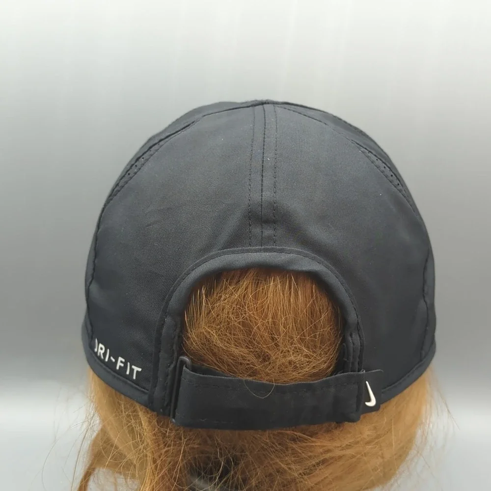 Nike Featherlight Dri-FIT Hat Cap Strap Back One Size Black Running Sports